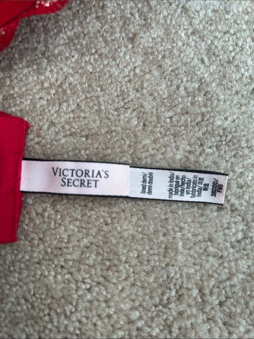 Victoria's Secret Red Lace Push-Up Bra - Picture 2 of 3